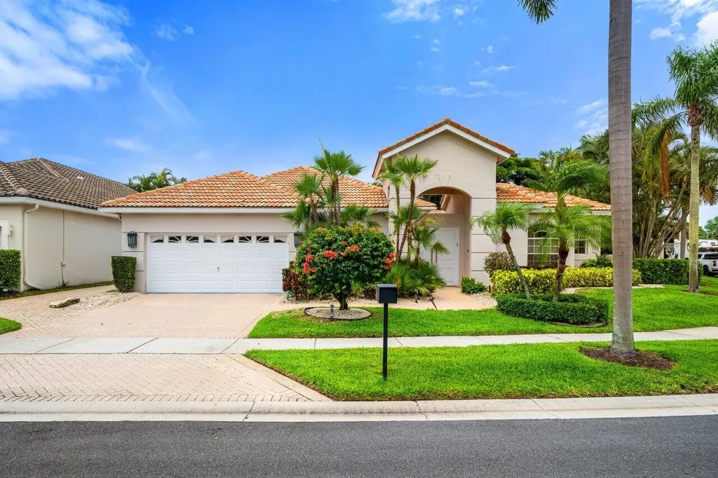 5785 Regency Circle E Boca Raton FL 33496