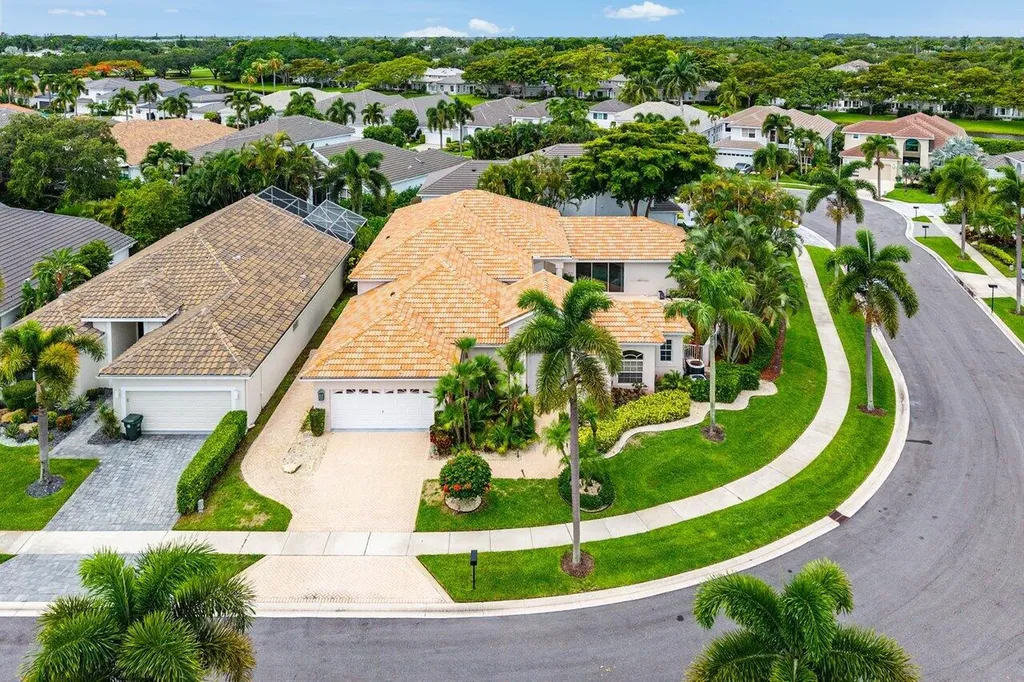 5785 Regency Circle E Boca Raton FL 33496