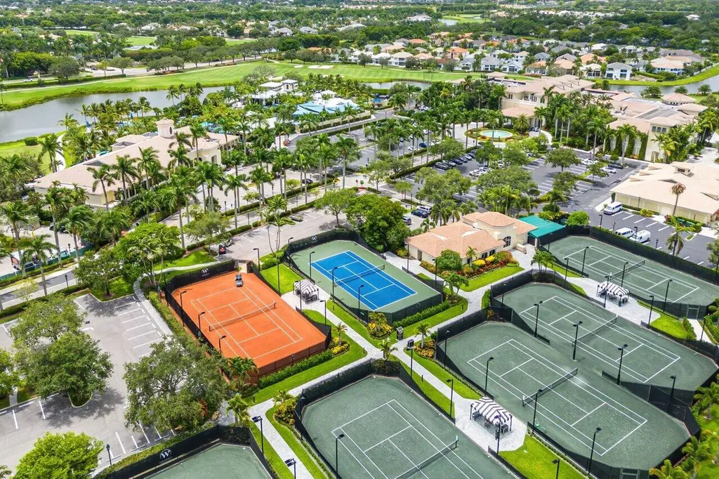 5785 Regency Circle E Boca Raton FL 33496