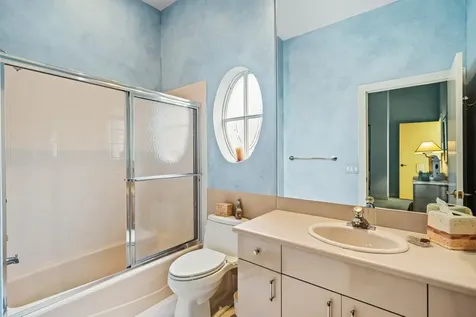 5785 Regency Circle E Boca Raton FL 33496