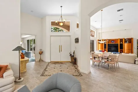 5785 Regency Circle E Boca Raton FL 33496