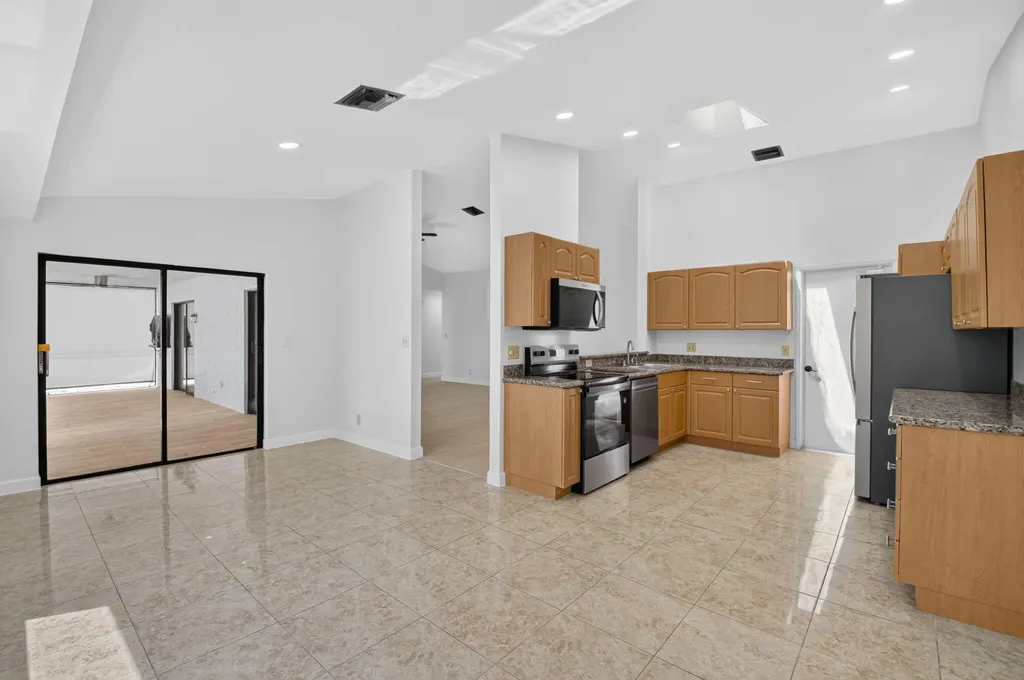 21070 Woodspring Avenue Boca Raton FL 33428
