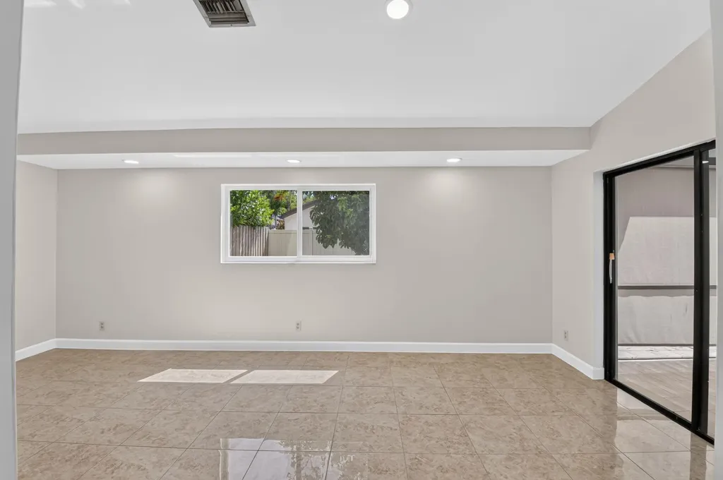 21070 Woodspring Avenue Boca Raton FL 33428