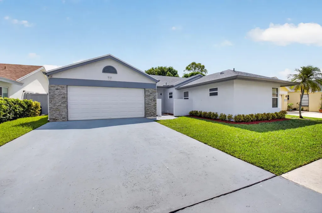 21070 Woodspring Avenue Boca Raton FL 33428