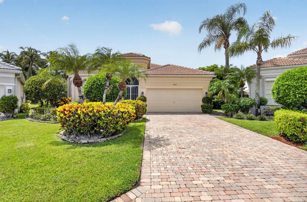 7264 Cataluna Circle Delray Beach FL 33446