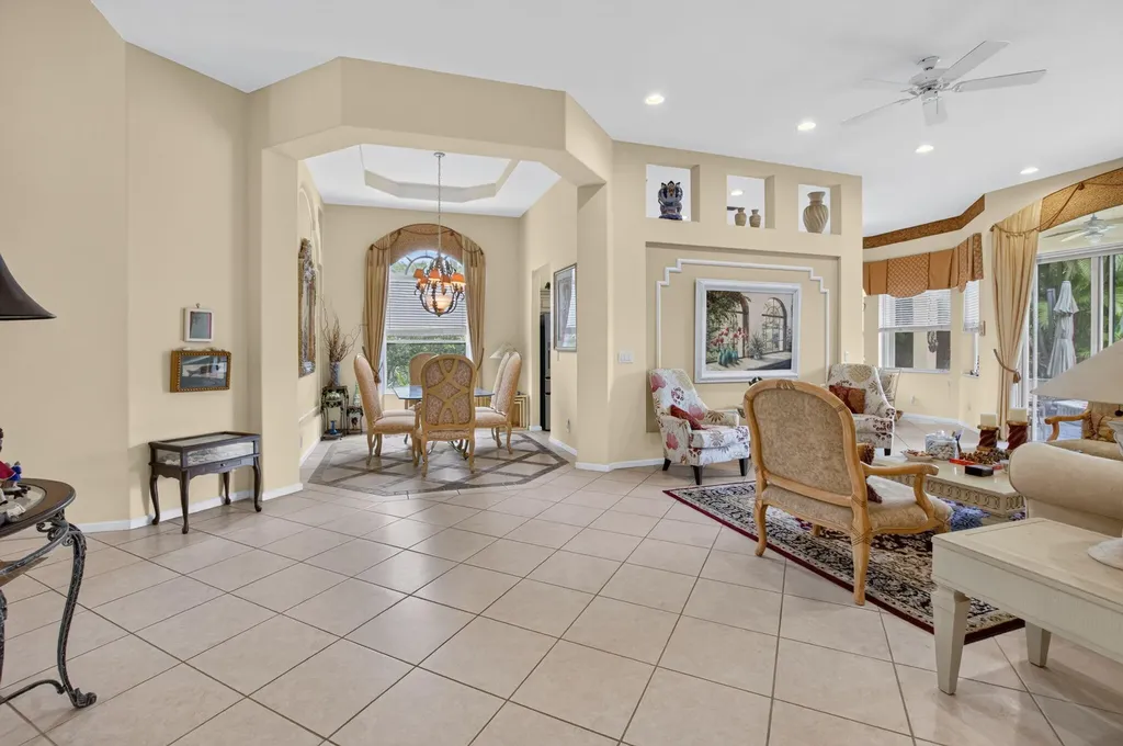 7264 Cataluna Circle Delray Beach FL 33446