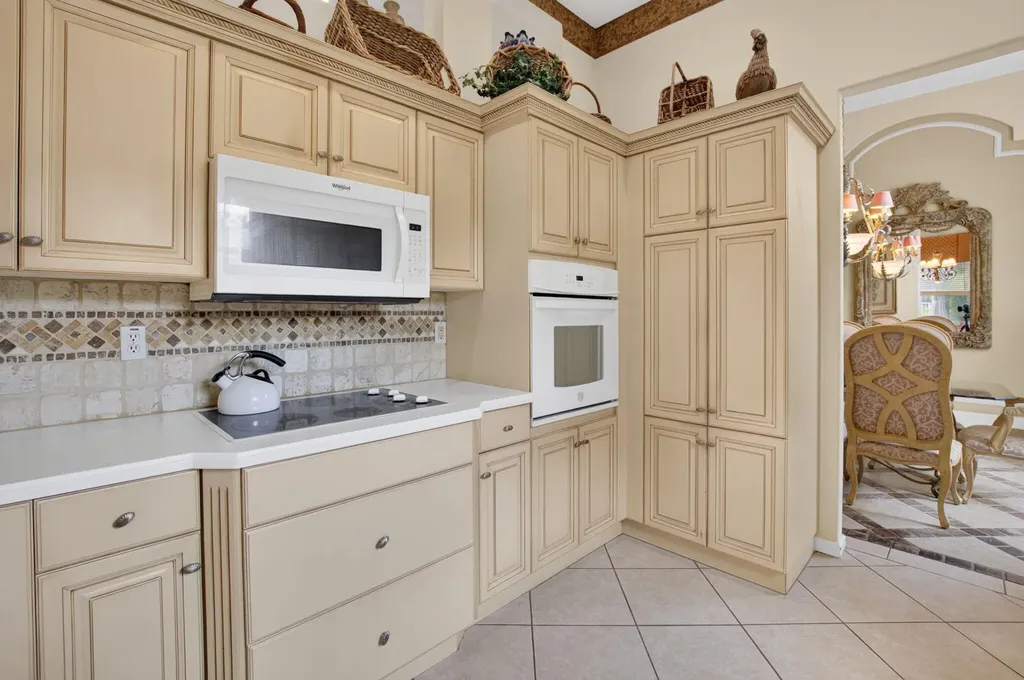 7264 Cataluna Circle Delray Beach FL 33446