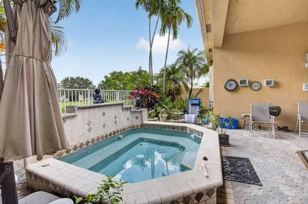 7264 Cataluna Circle Delray Beach FL 33446