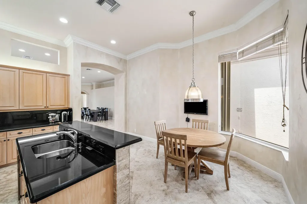 7917 Villa D Este Way Delray Beach FL 33446