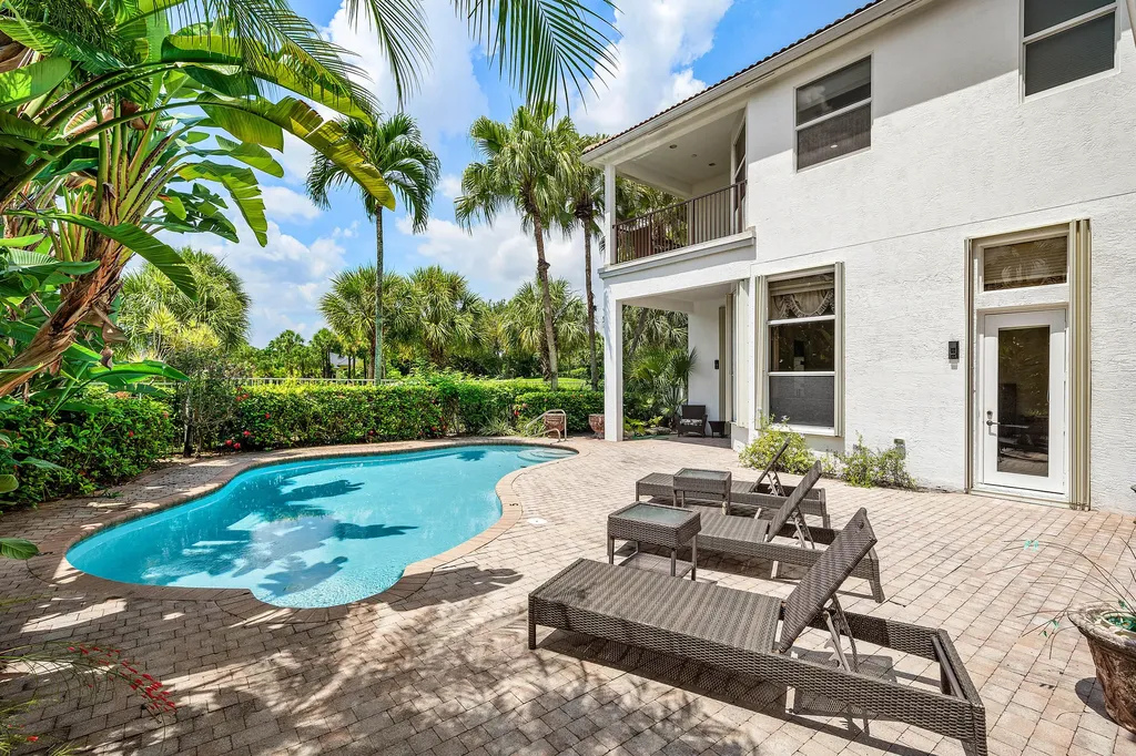 7917 Villa D Este Way Delray Beach FL 33446