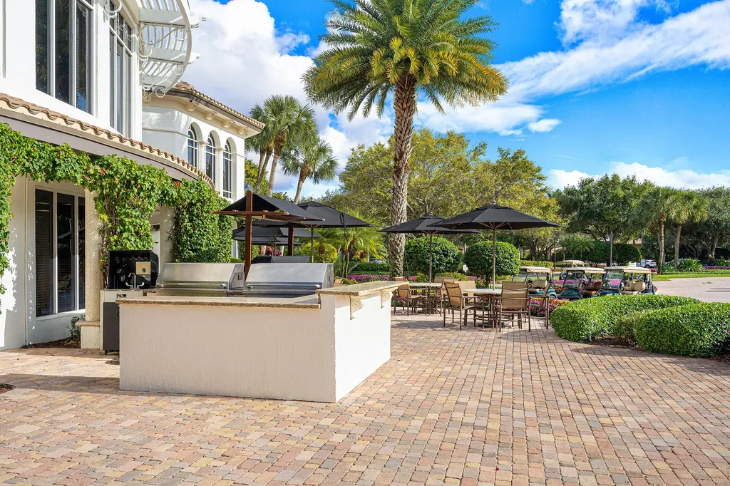 7917 Villa D Este Way Delray Beach FL 33446