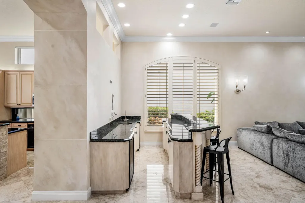 7917 Villa D Este Way Delray Beach FL 33446