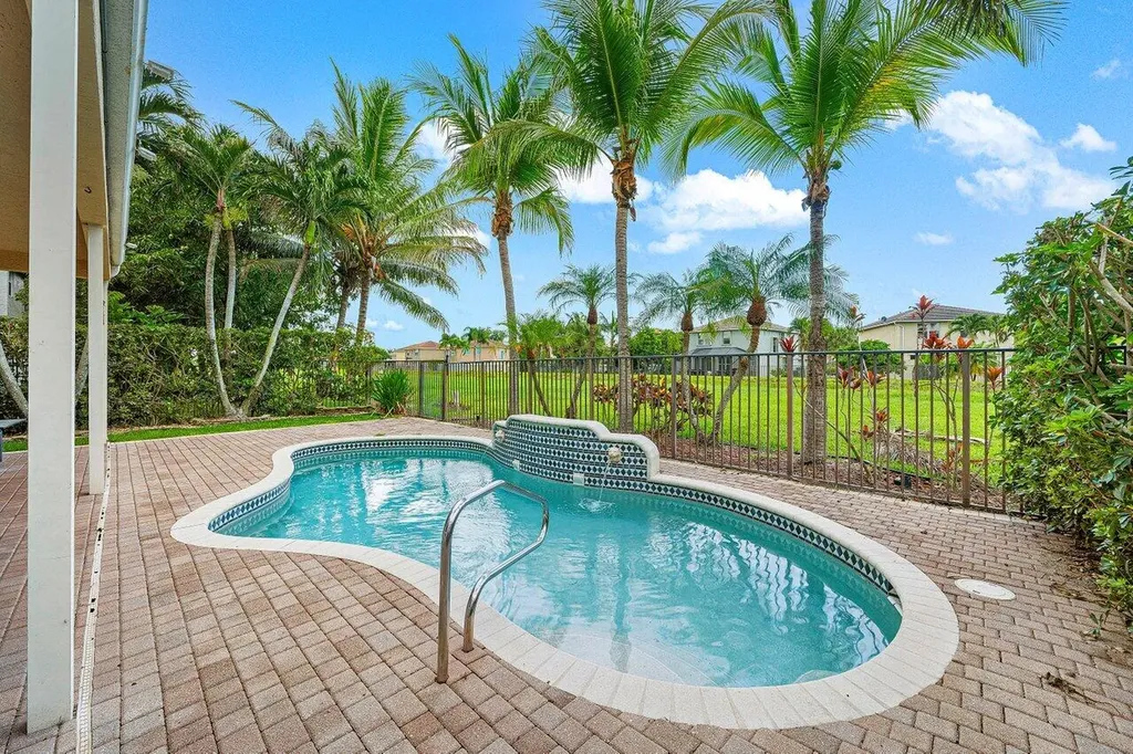 5347 Island Gypsy Drive Greenacres FL 33463