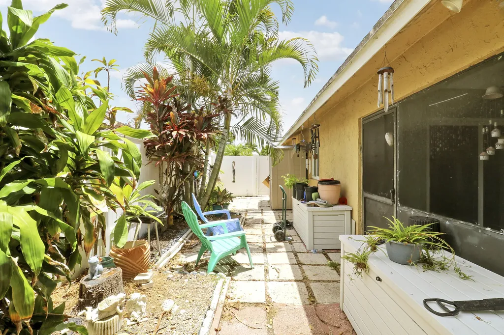 5373 Gene Circle West Palm Beach FL 33415