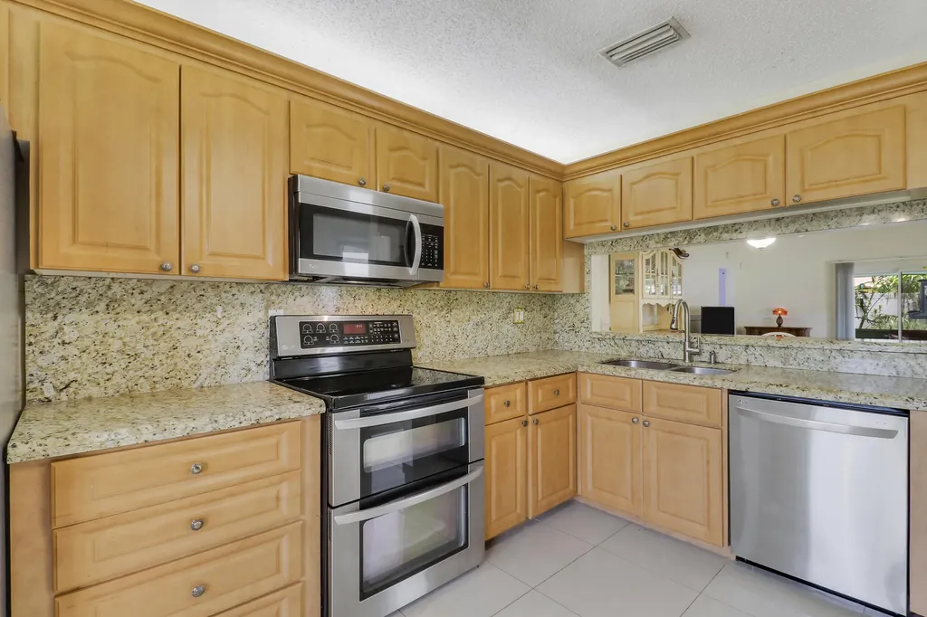 5373 Gene Circle West Palm Beach FL 33415