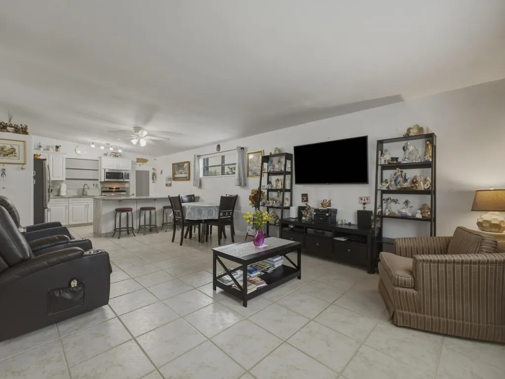754 Hibiscus Drive Royal Palm Beach FL 33411
