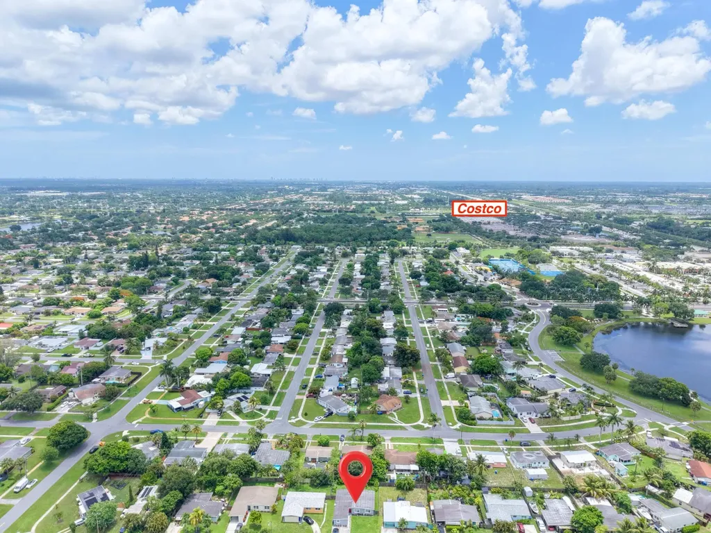 754 Hibiscus Drive Royal Palm Beach FL 33411