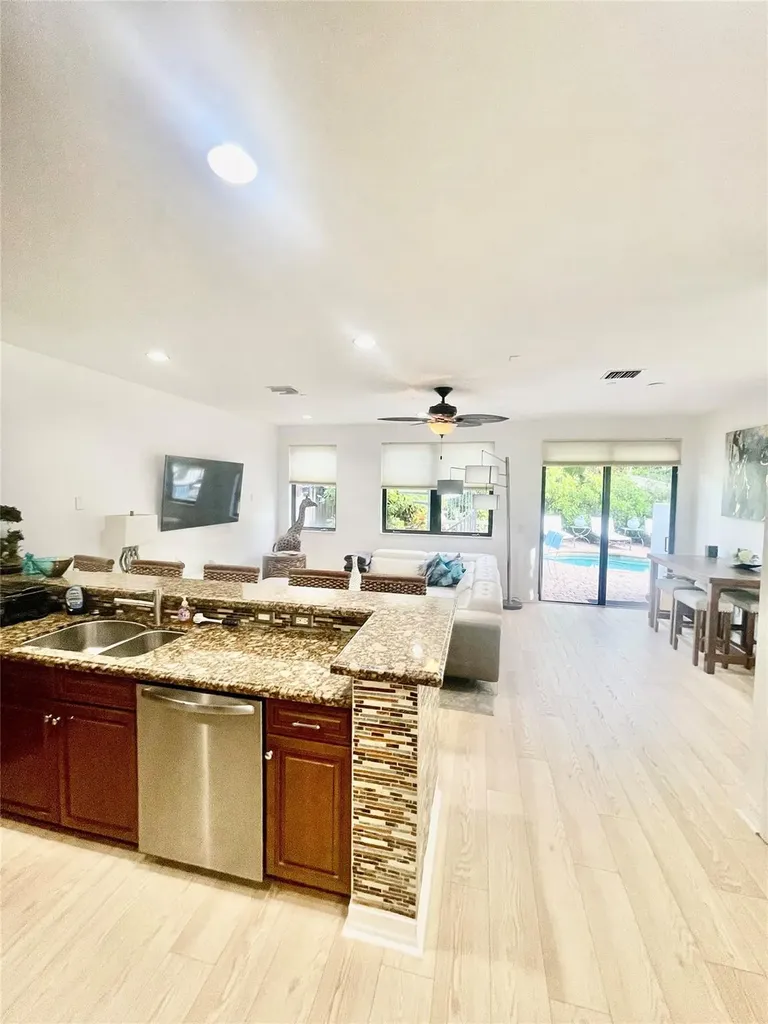 540 NE 17th Avenue Fort Lauderdale FL 33301
