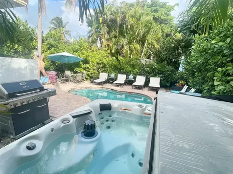 540 NE 17th Avenue Fort Lauderdale FL 33301