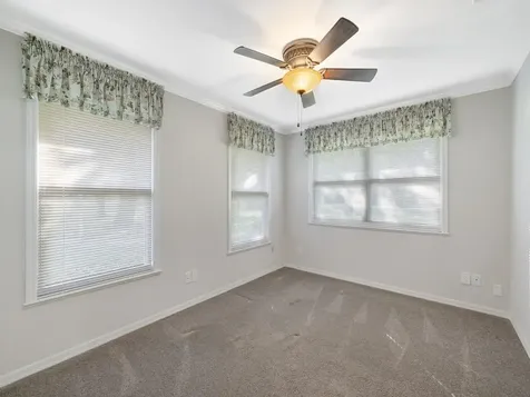 4790 16th Street Vero Beach FL 32966