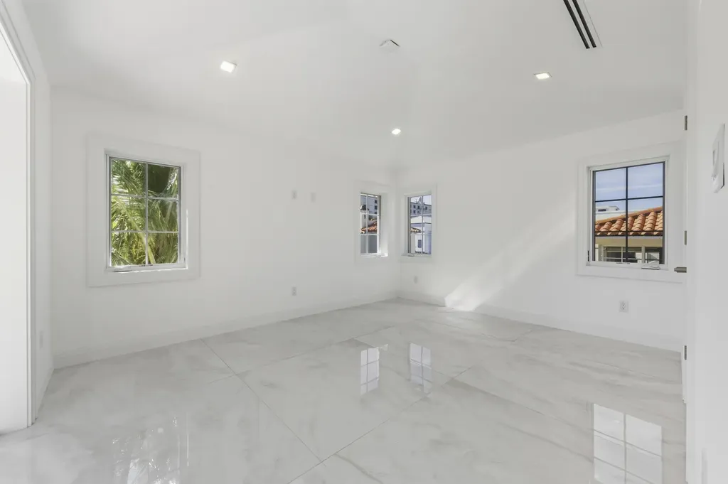 259 Oleander Avenue Palm Beach FL 33480
