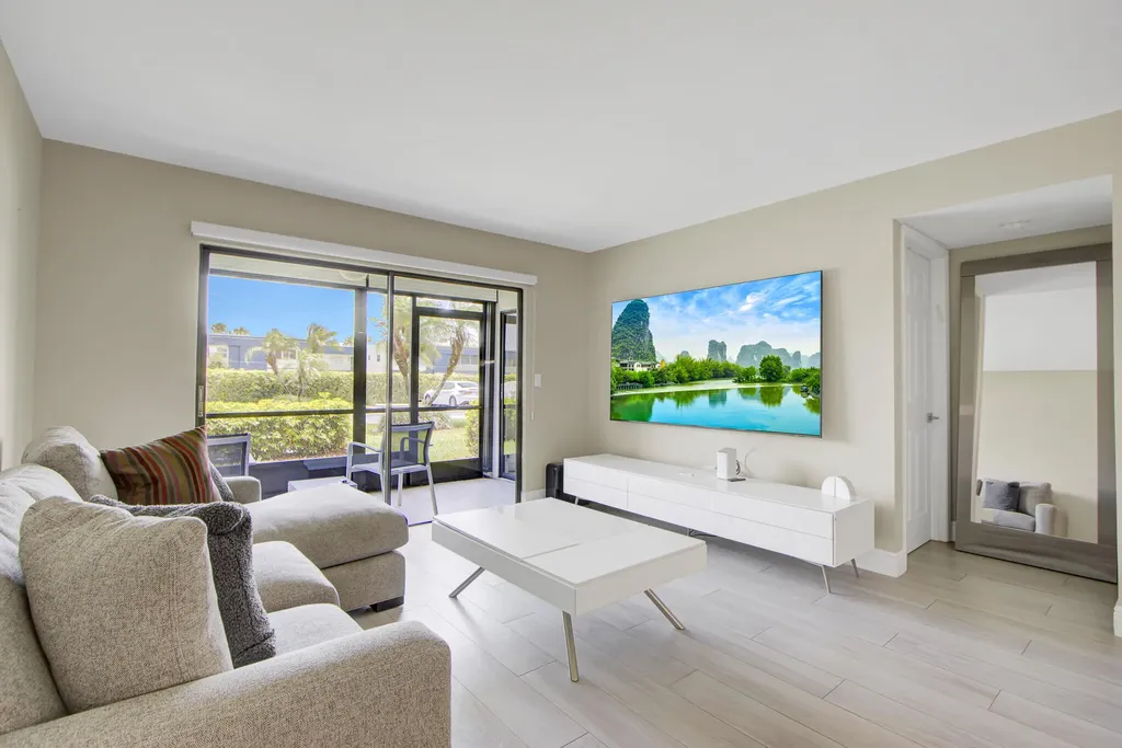 15451 Pembridge Drive Delray Beach FL 33484