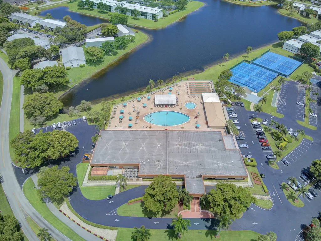 15451 Pembridge Drive Delray Beach FL 33484
