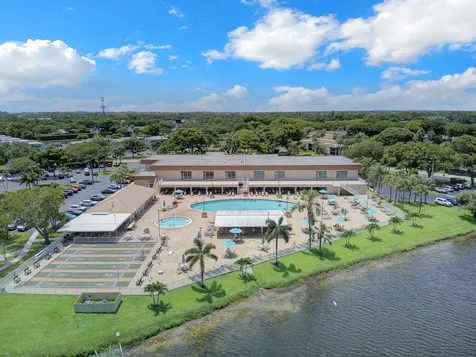15451 Pembridge Drive Delray Beach FL 33484
