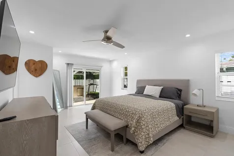 124 Oregon Lane Boca Raton FL 33487