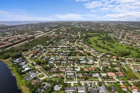 124 Oregon Lane Boca Raton FL 33487