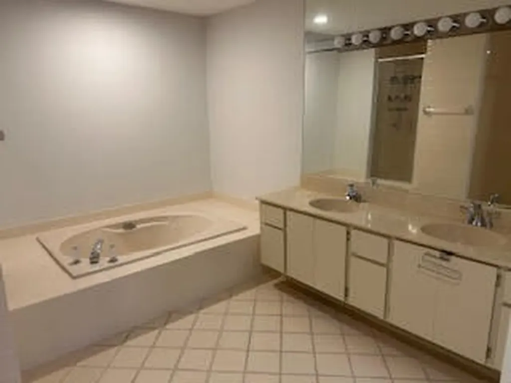 2900 Cuyahoga Lane West Palm Beach FL 33409