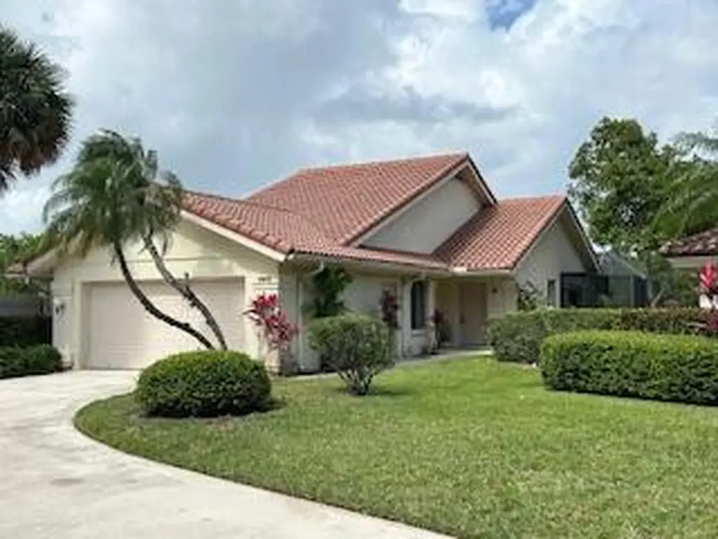 2900 Cuyahoga Lane West Palm Beach FL 33409