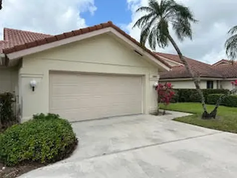 2900 Cuyahoga Lane West Palm Beach FL 33409