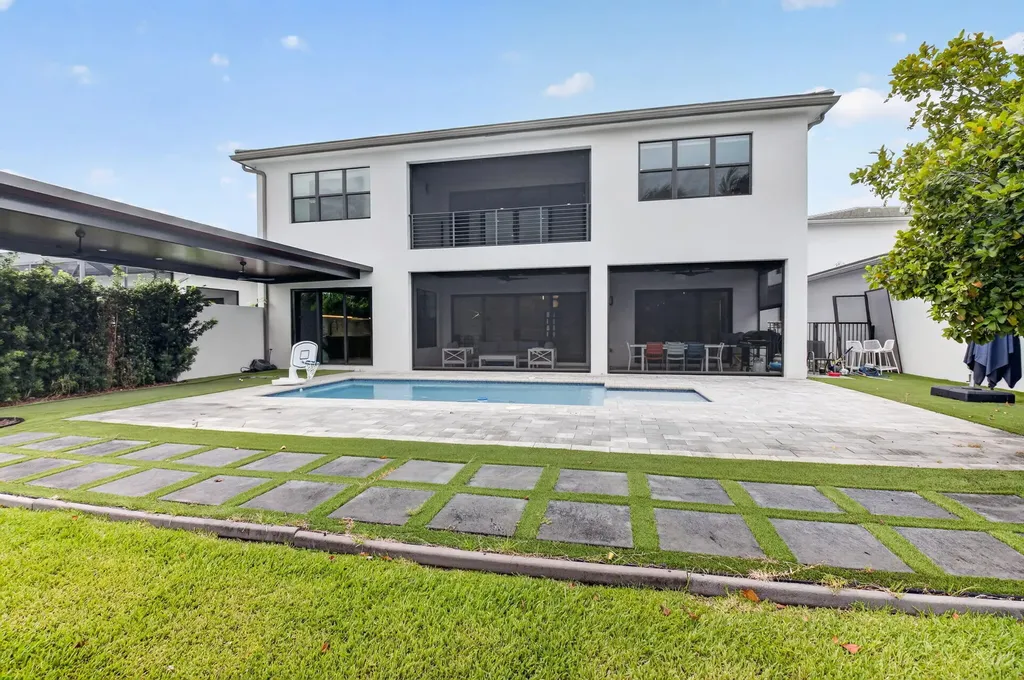 8845 Skyward Street Boca Raton FL 33496