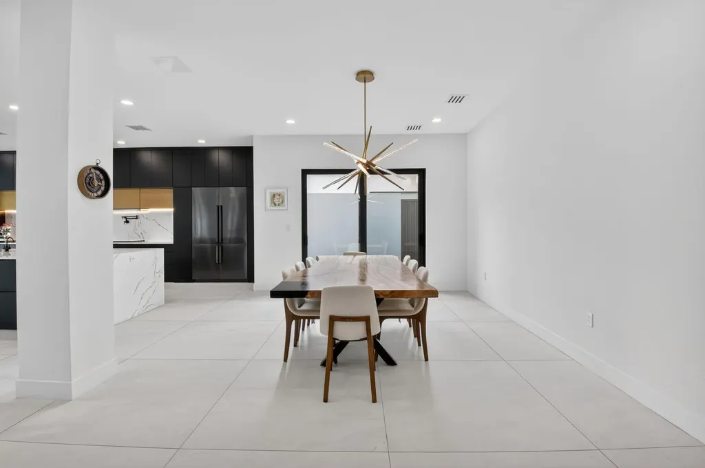8845 Skyward Street Boca Raton FL 33496