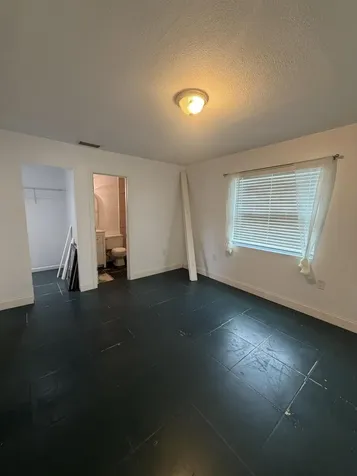 2405 N 44th Street Fort Pierce FL 34946