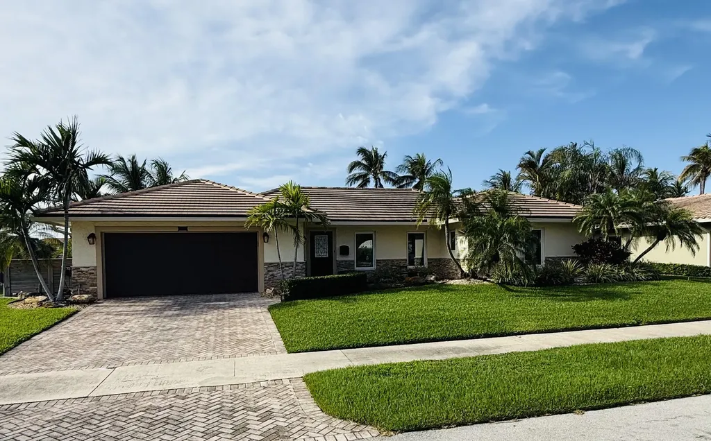 1525 SE 12th Street Deerfield Beach FL 33441