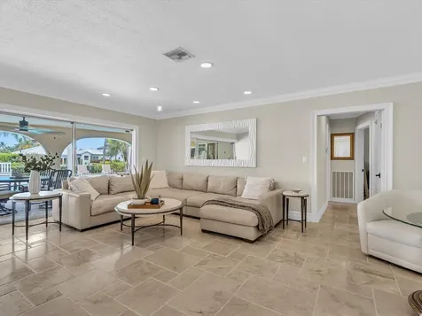 1525 SE 12th Street Deerfield Beach FL 33441