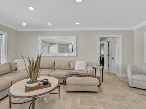 1525 SE 12th Street Deerfield Beach FL 33441