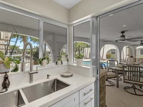 1525 SE 12th Street Deerfield Beach FL 33441