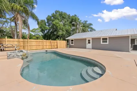202 Laidback Way Fort Pierce FL 34945