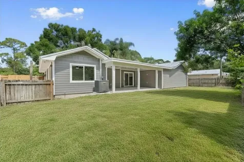 202 Laidback Way Fort Pierce FL 34945