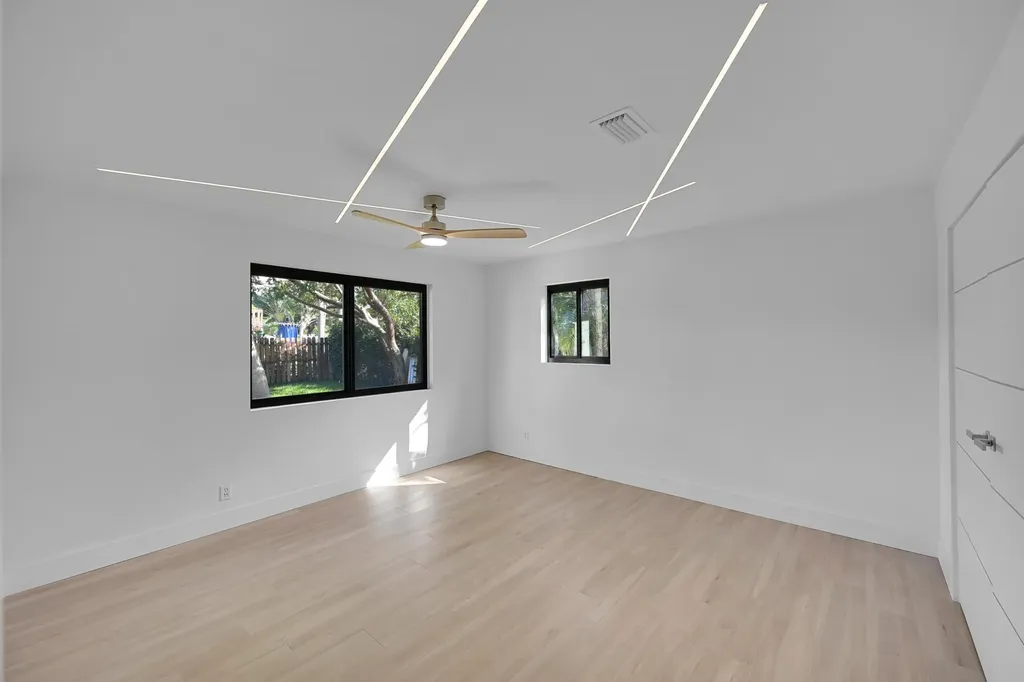 1257 NW 4th Street Boca Raton FL 33486