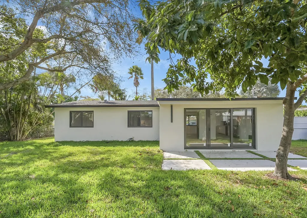 1257 NW 4th Street Boca Raton FL 33486
