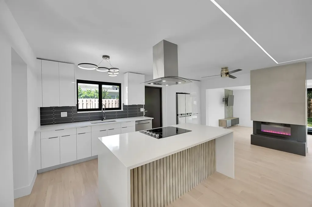 1257 NW 4th Street Boca Raton FL 33486