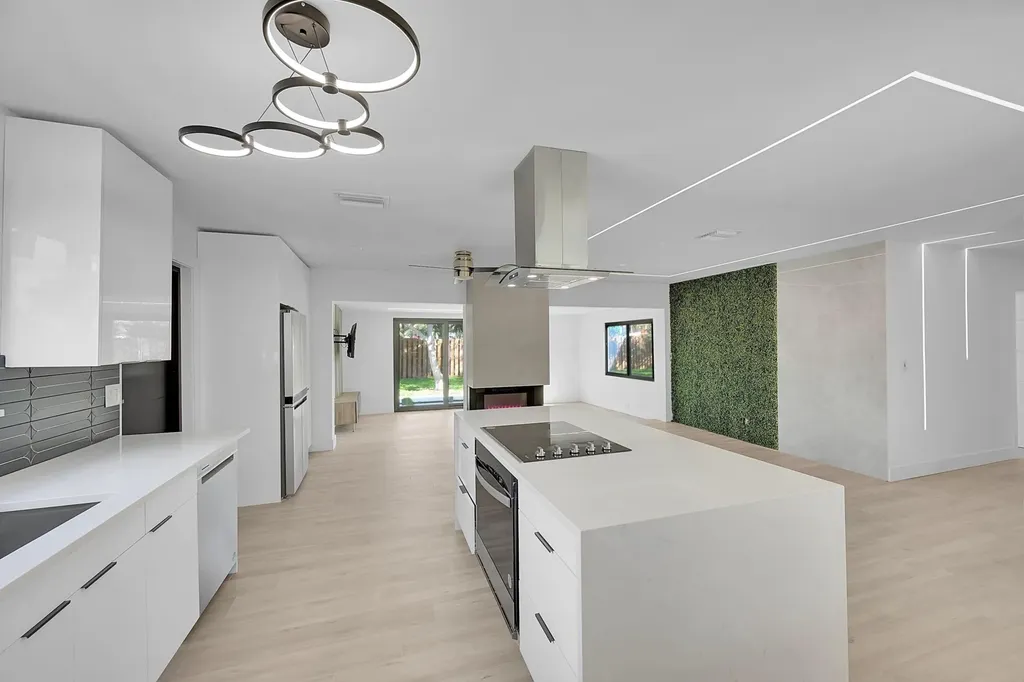 1257 NW 4th Street Boca Raton FL 33486