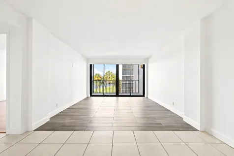 8 Royal Palm Way Boca Raton FL 33432