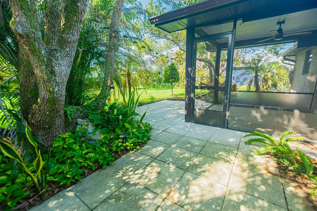 308 SW De Gouvea Terrace Port St Lucie FL 34984
