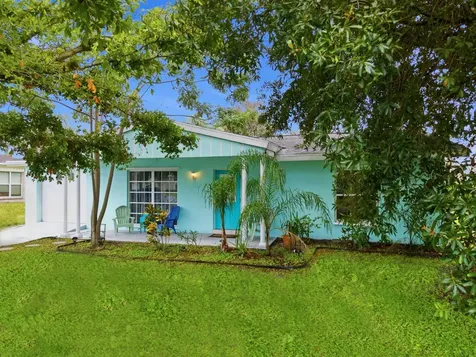 1010 SE Euclid Lane Port St Lucie FL 34983