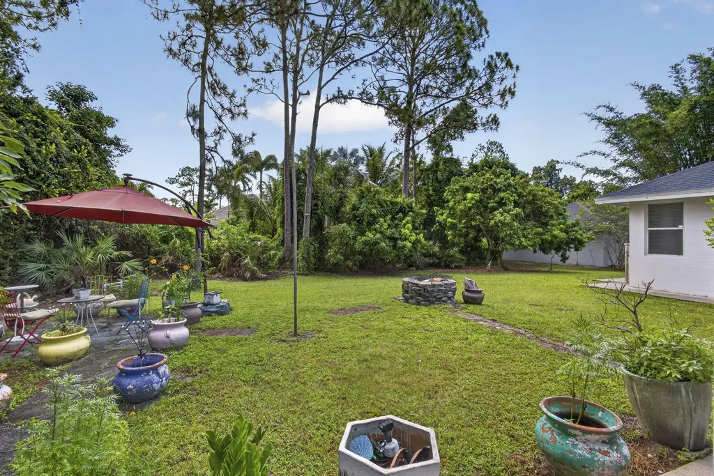 16571 78th Road N Loxahatchee FL 33470